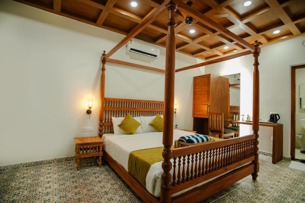 Alleppey Haven Beach Villa Alappuzha Extérieur photo